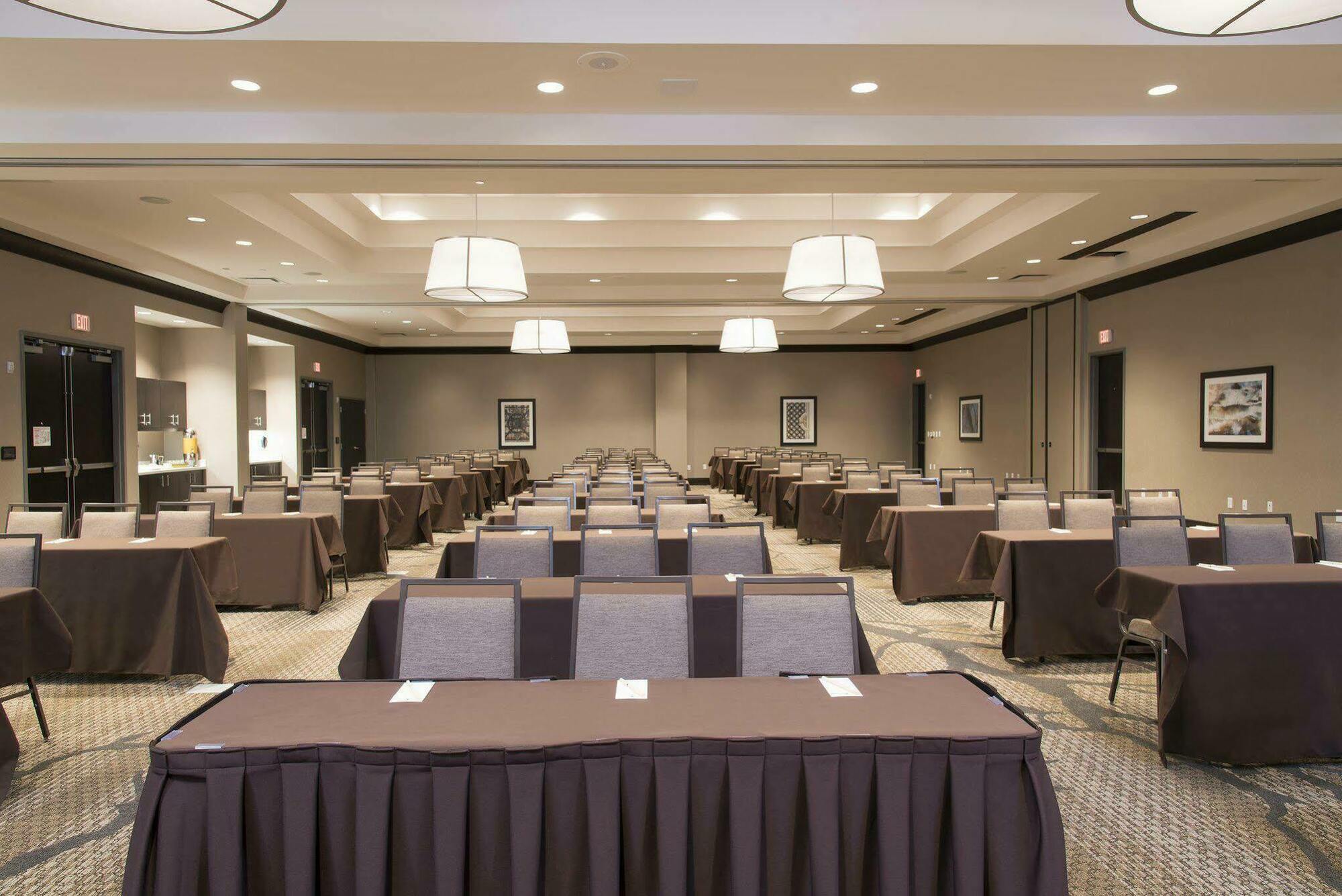 Doubletree By Hilton Schenectady Exterior foto